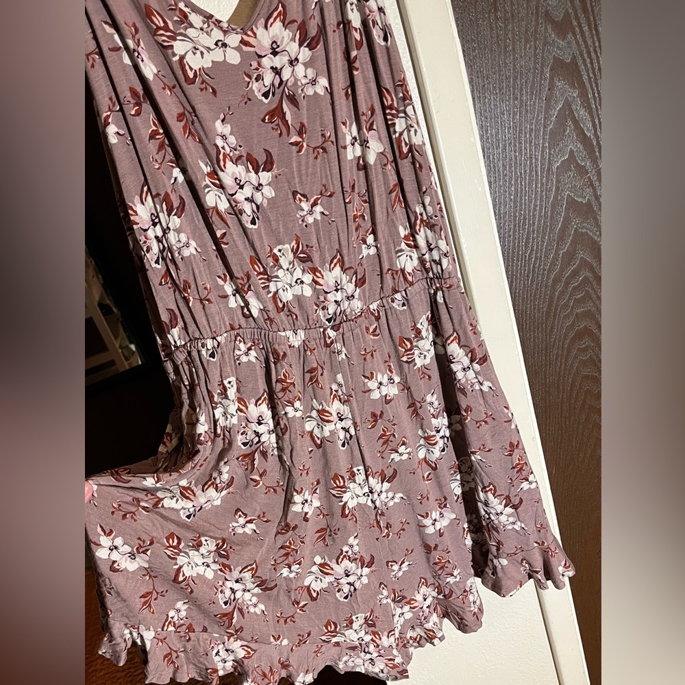 Romper - Picture 4 of 5